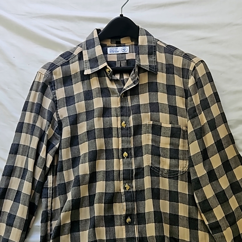 ROGUE TERRITORY Traveler shirt mens sz M buffalo plaid herringbone